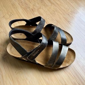 Naot Kayla Sandals, size US 7/EU 37. Like new.